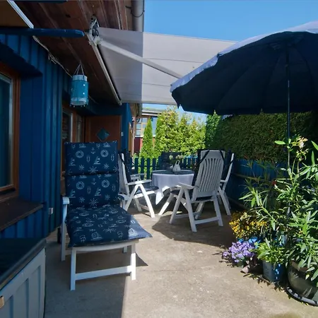 Blaues Haus An Der Wohlenberger Wiek Feriehus